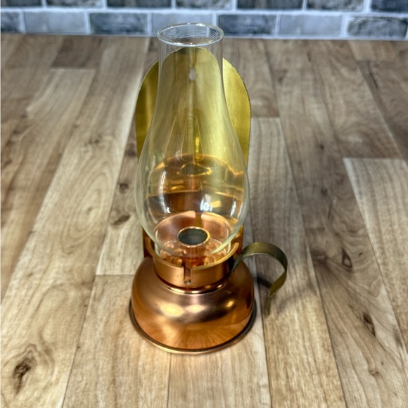 Vtg Home interior & Brass Candlestick  Lantern Glass Globe - Picture 1 of 10